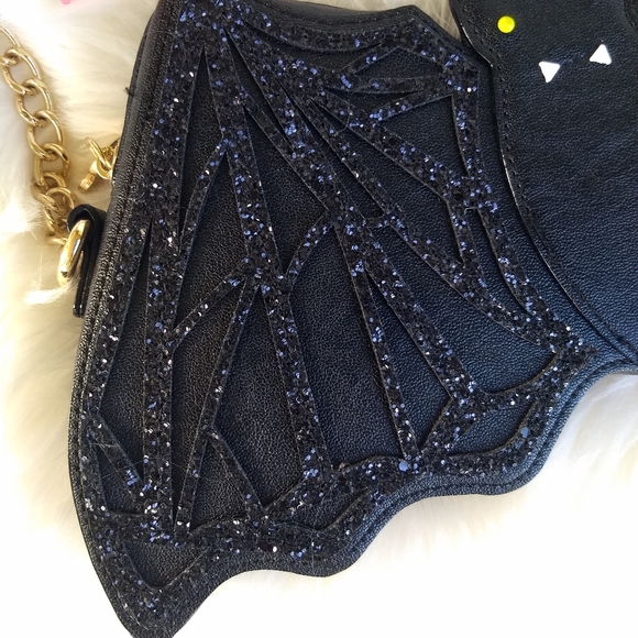 Betsey Johnson Going Batty Halloween Bat Bag - Picture 3 of 15